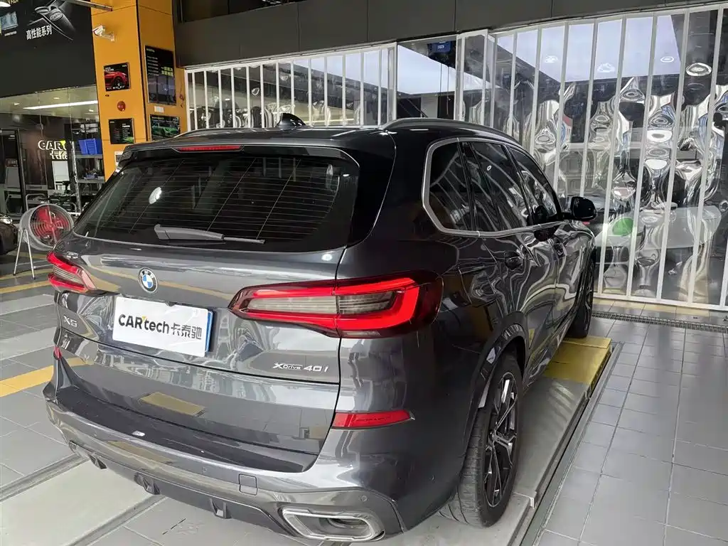 BMW X5 2022