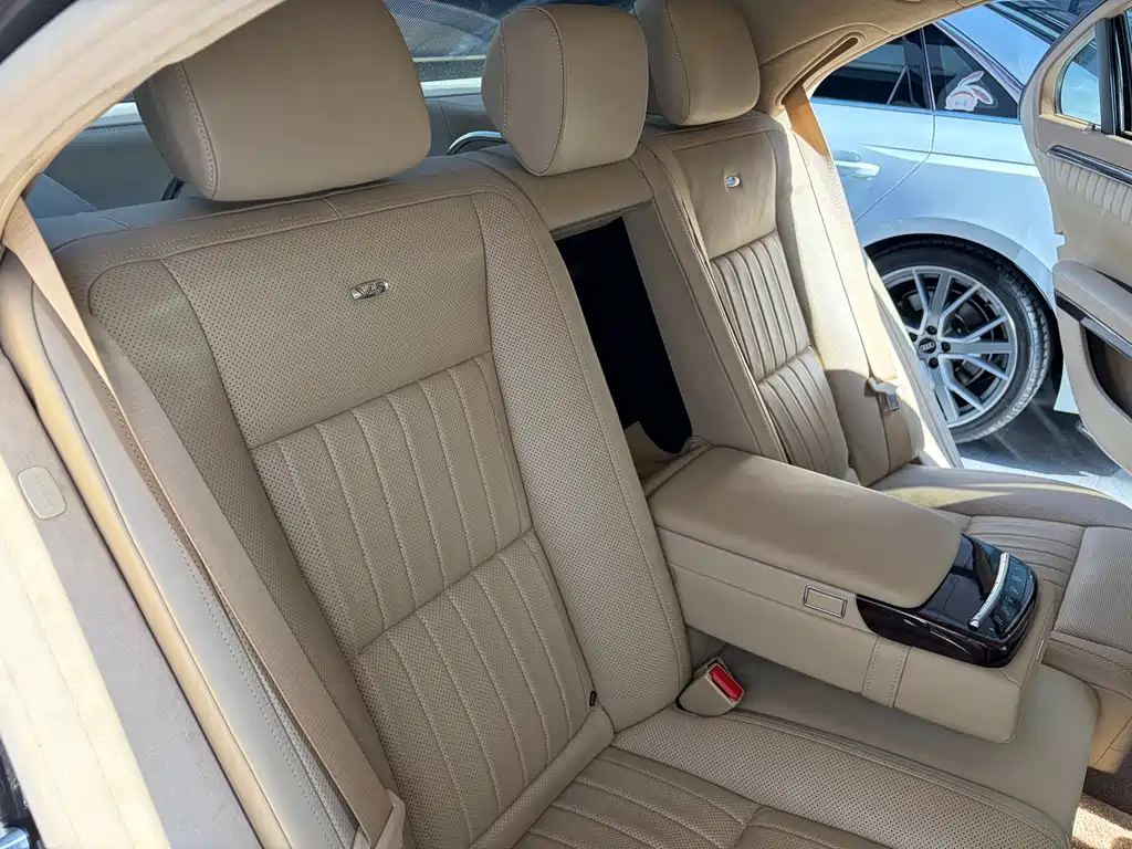 Mercedes-Benz S-Class 2010 — фото 15