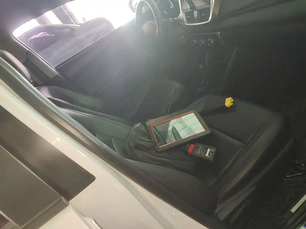 Toyota Yaris L 2017 — фото 25