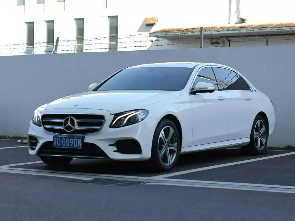 Mercedes-Benz E-Class 2019 — фото 1