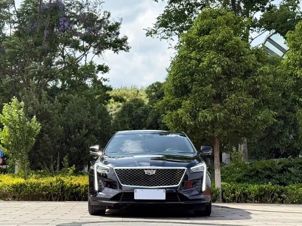 Cadillac CT6 2022 — фото 2
