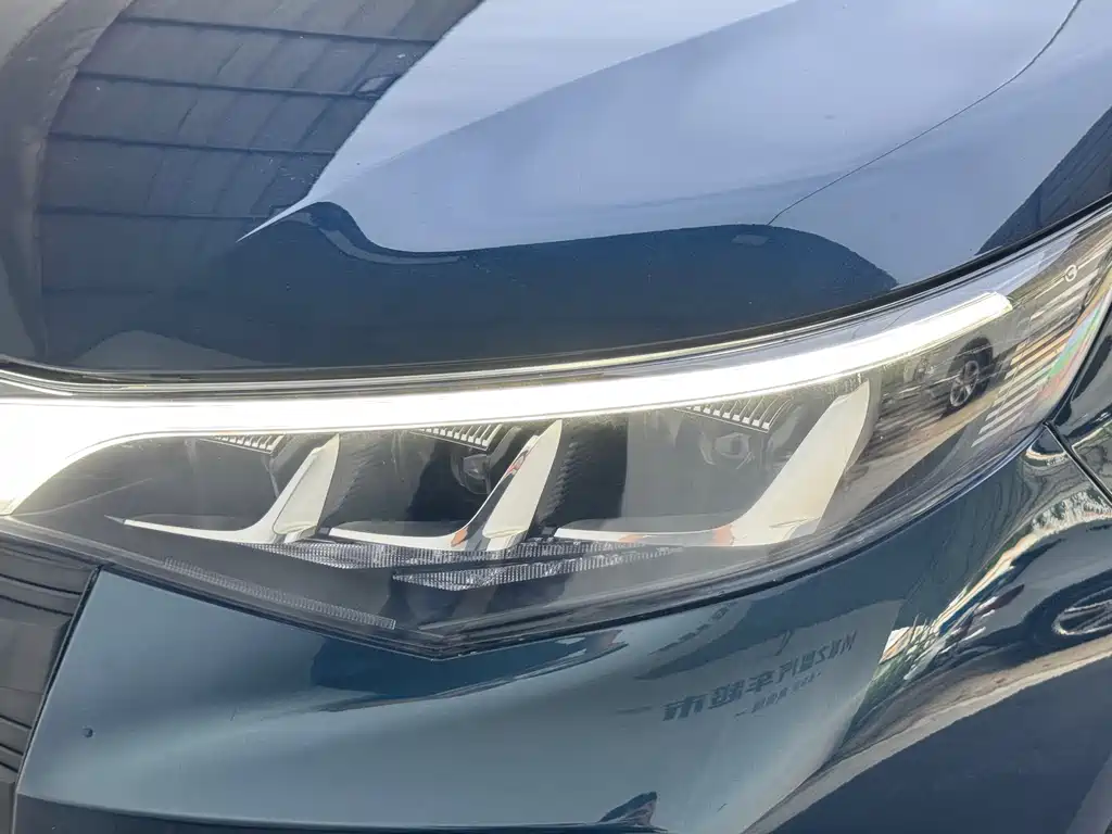 GAC Trumpchi M6 2022 — фото 35