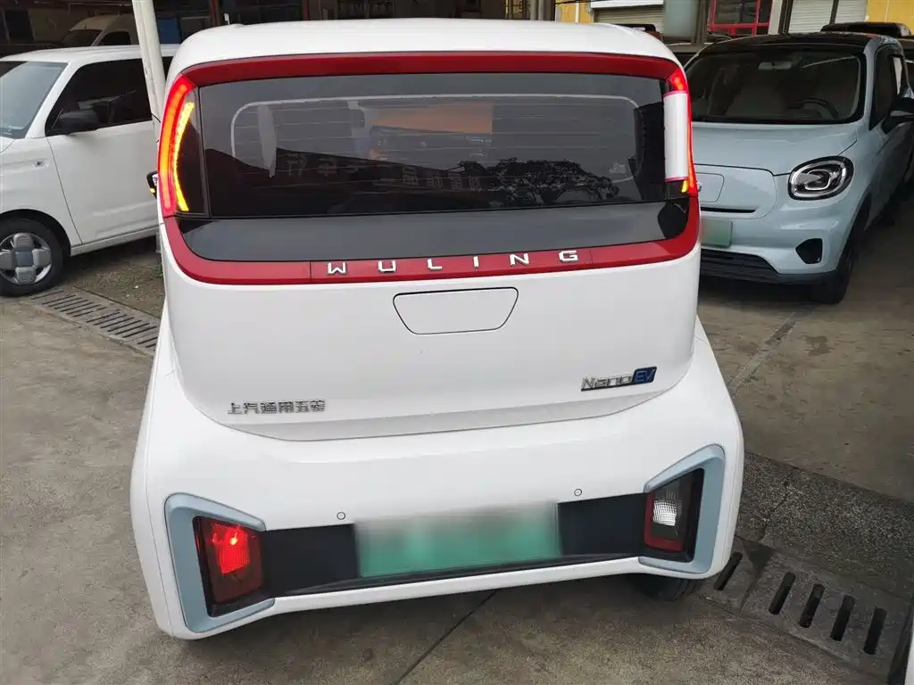 Wuling Nano EV 2022 — фото 6