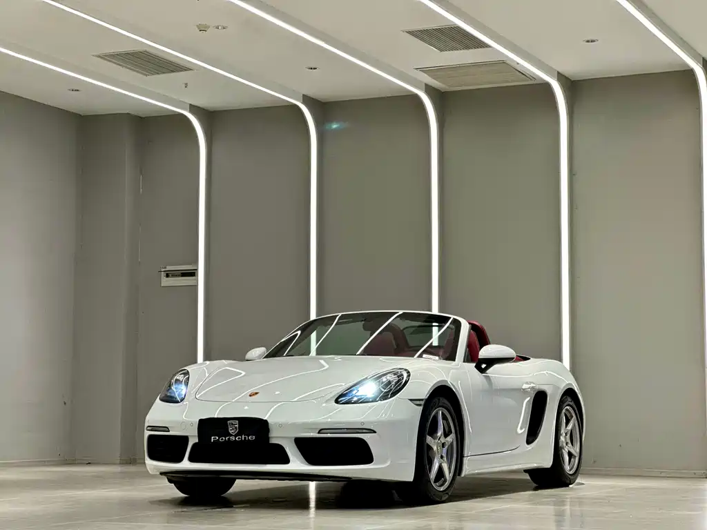 Porsche 718 2023 — фото 1