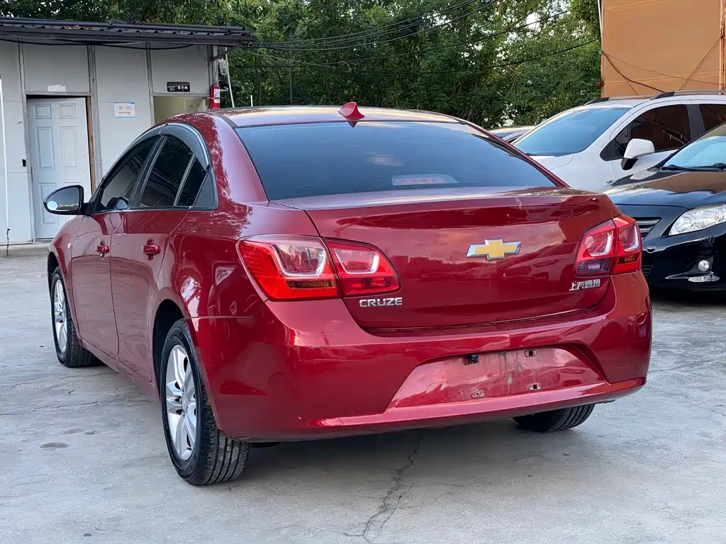 Chevrolet Cruze 2016 — фото 15
