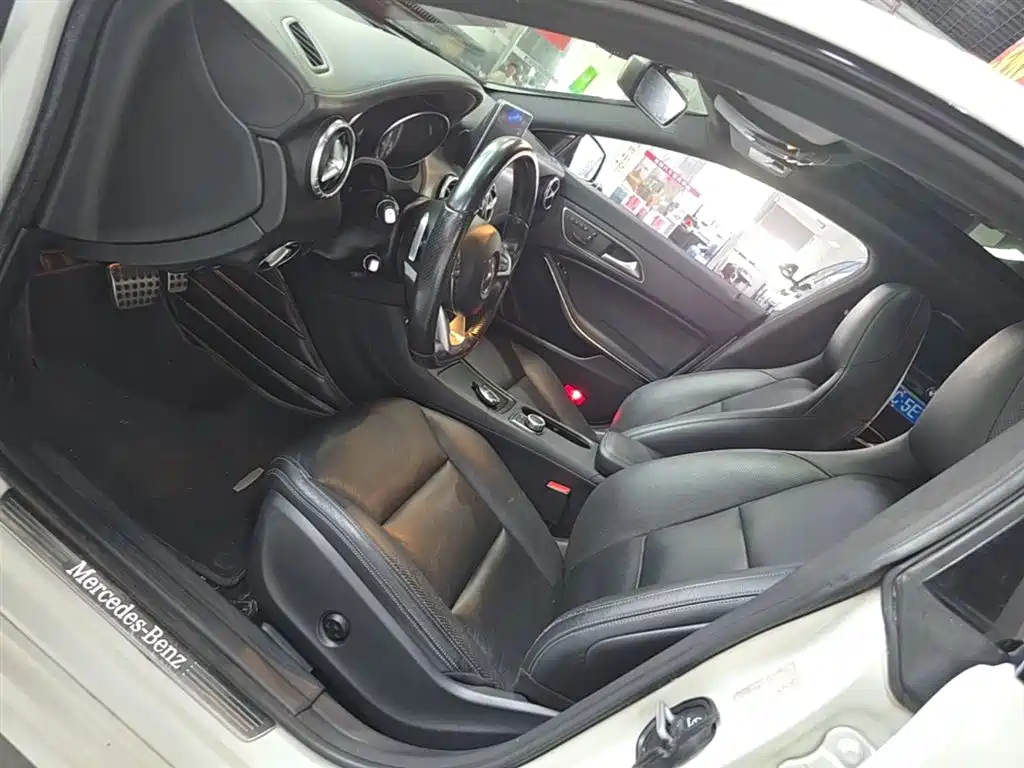 Mercedes-Benz CLA 2016 — фото 15