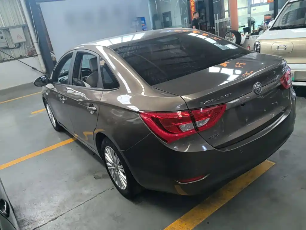 Buick Excelle 2016