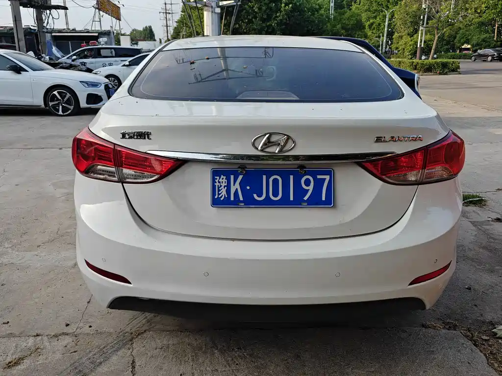 Hyundai Elantra Langdong 2014
