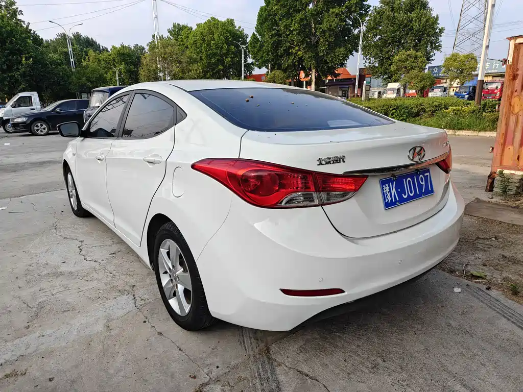 Hyundai Elantra Langdong 2014