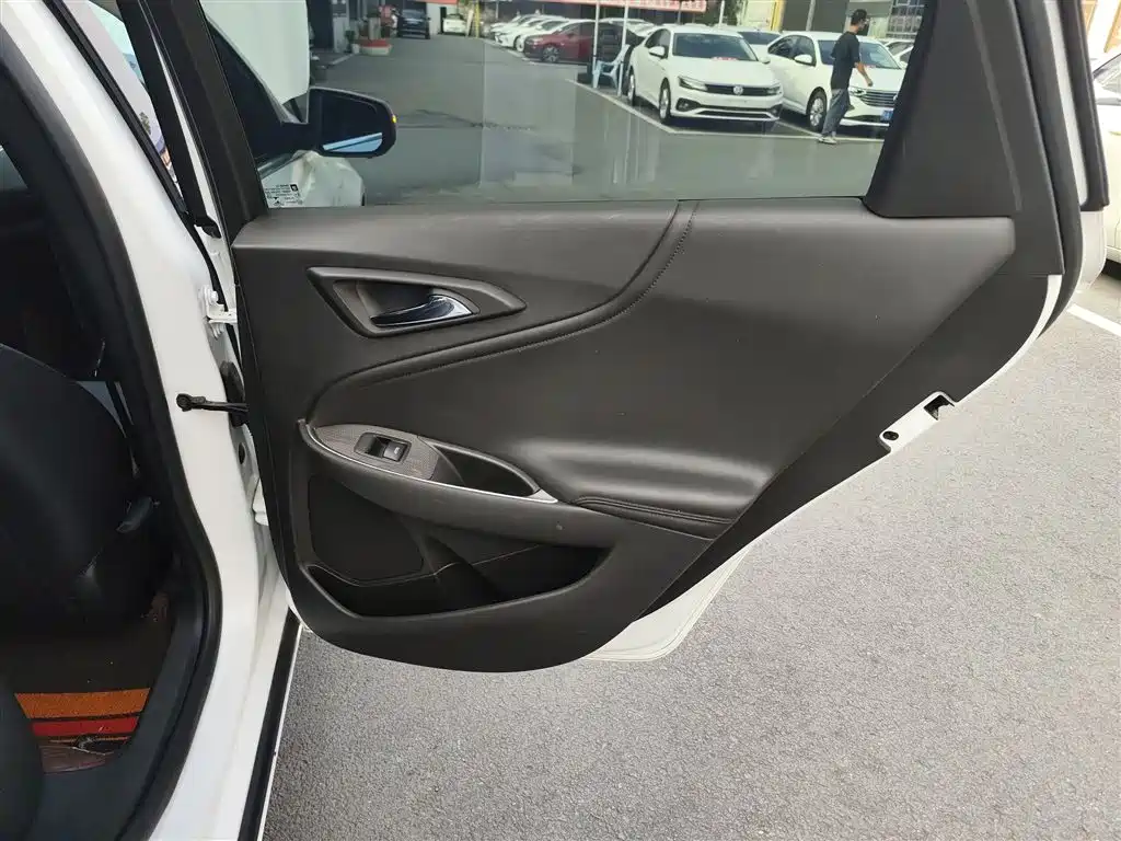 Chevrolet Malibu XL 2020 — фото 16