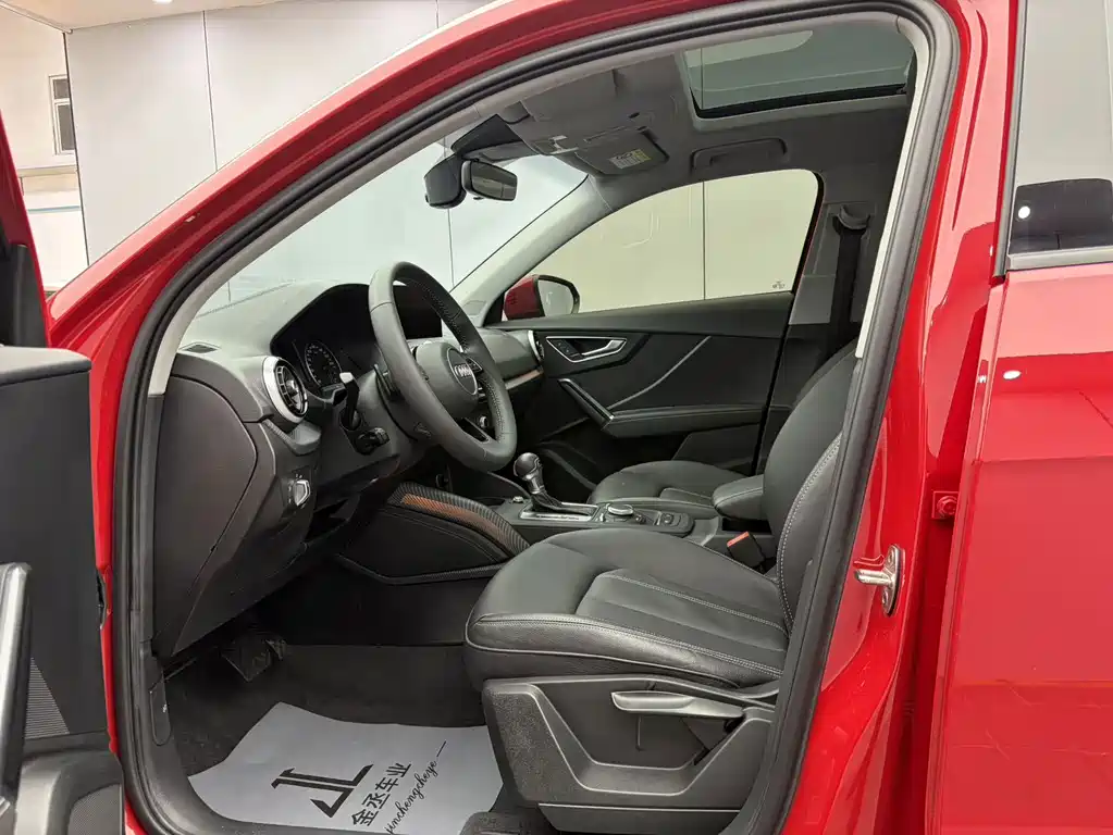Audi Q2L 2022
