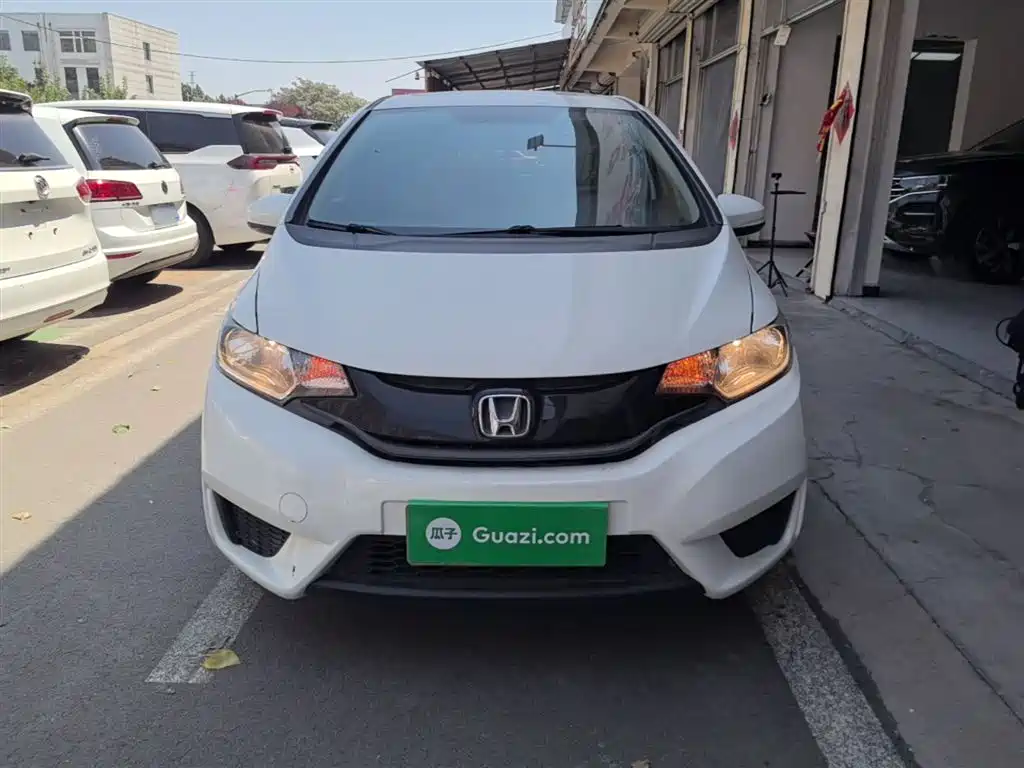 Honda Fit 2018 — фото 3