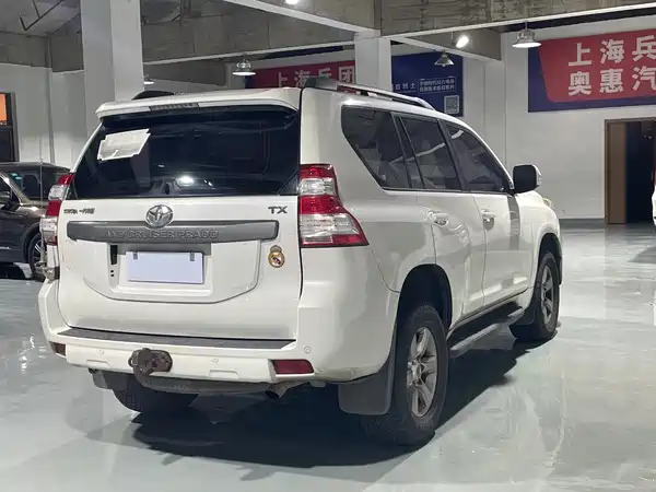 Toyota Prado 2016
