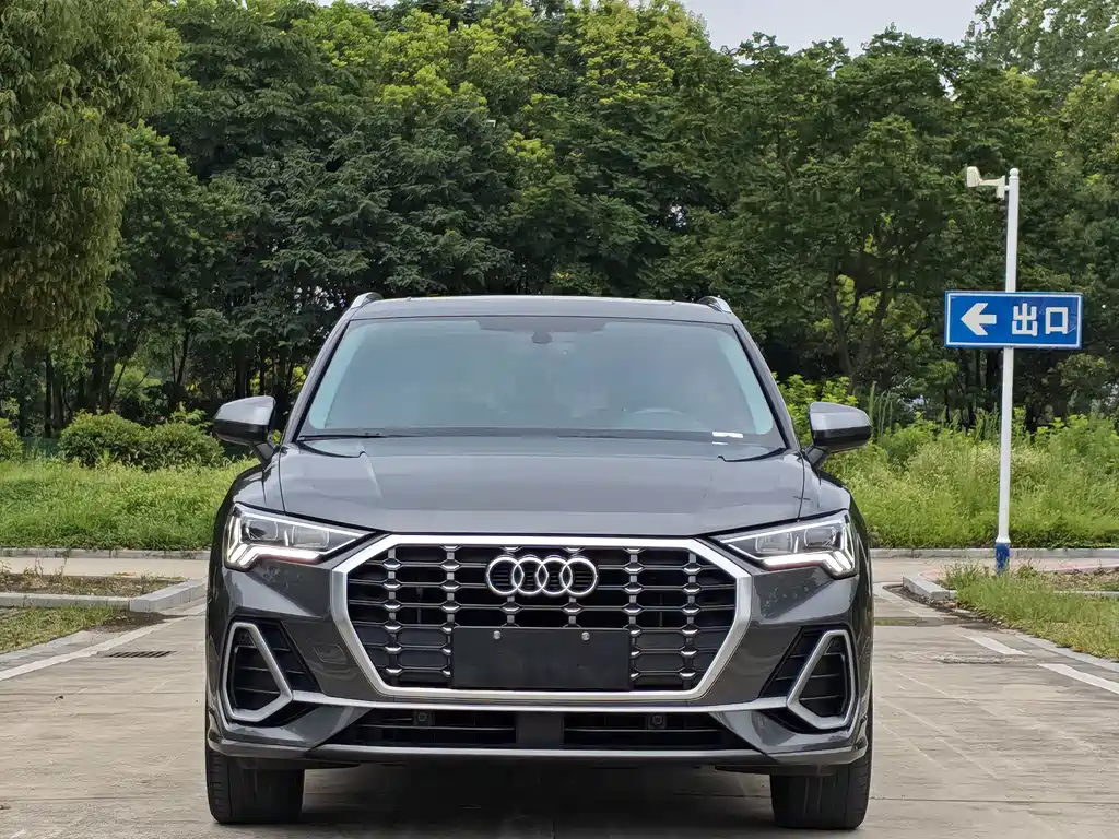 Audi Q3 2022