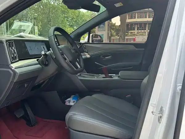BYD Song L DM-i 2025