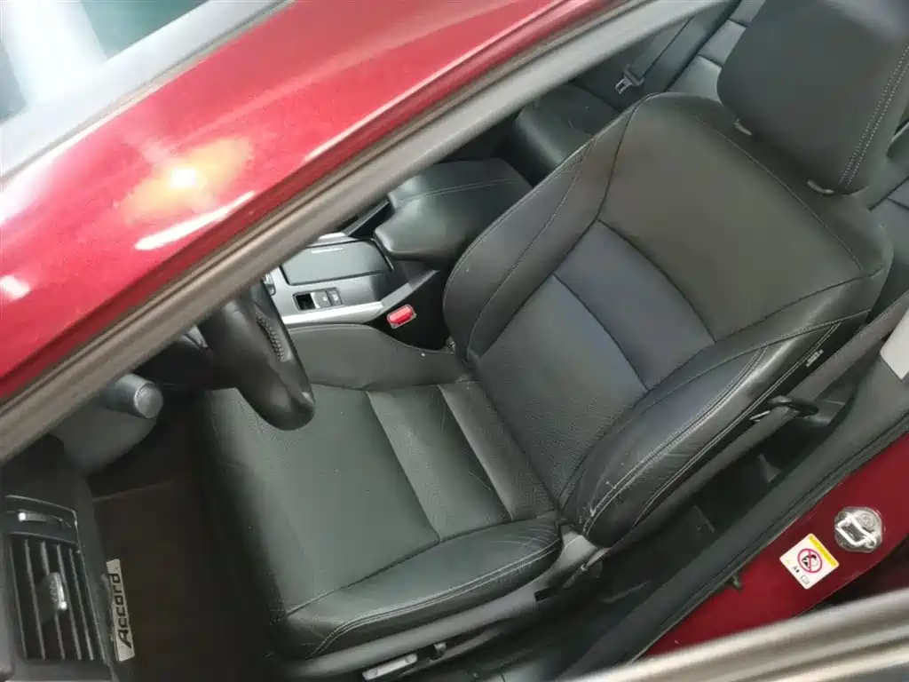 Honda Accord 2014 — фото 15