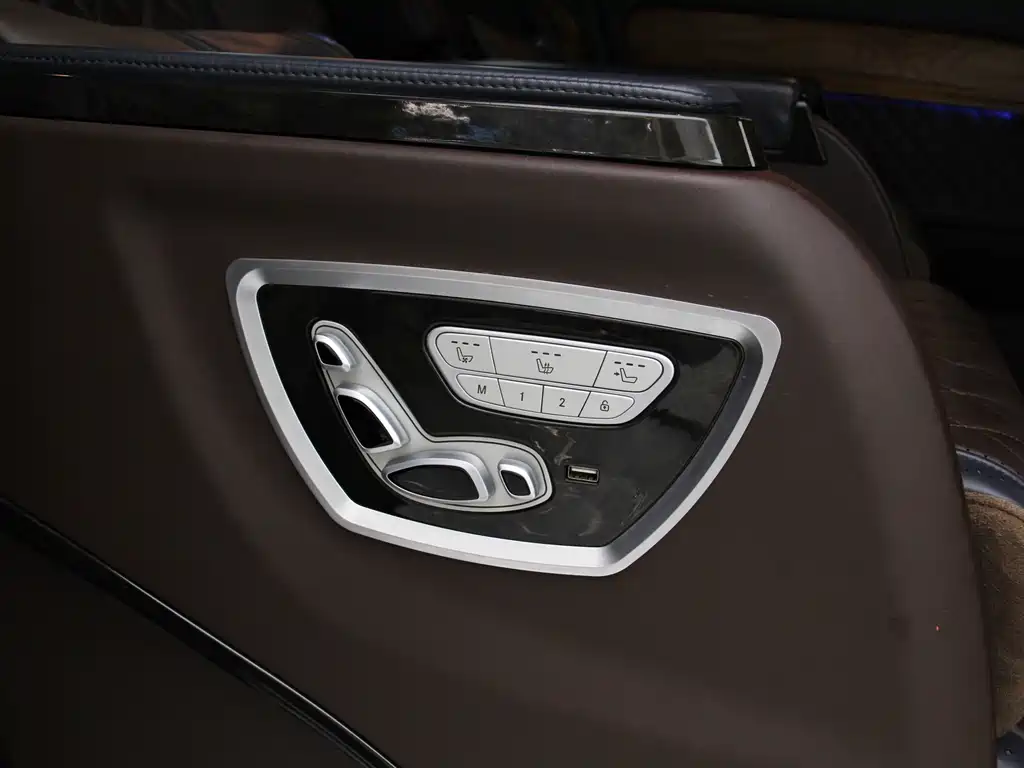 Mercedes-Benz Vito 2018 — фото 14