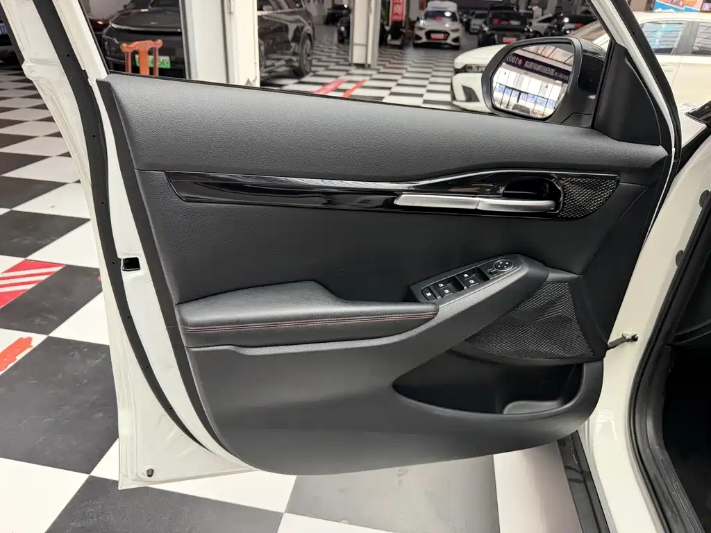 Kia KX3 2021