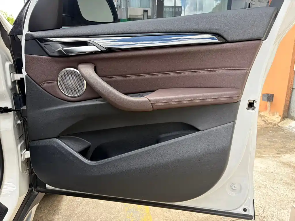 BMW X1 2022 — фото 18
