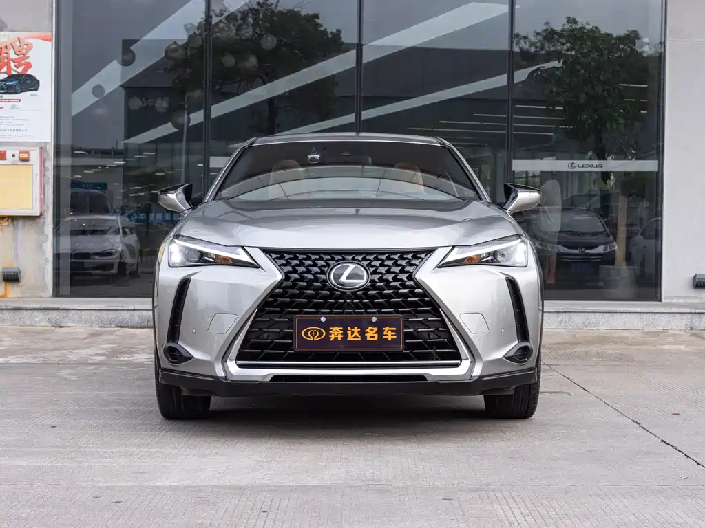 Lexus UX 2023 — фото 2