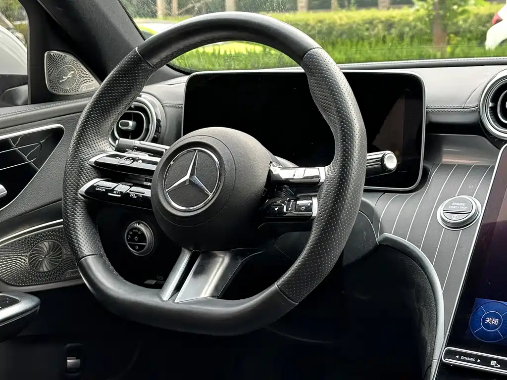 Mercedes-Benz C-Class 2023 — фото 7
