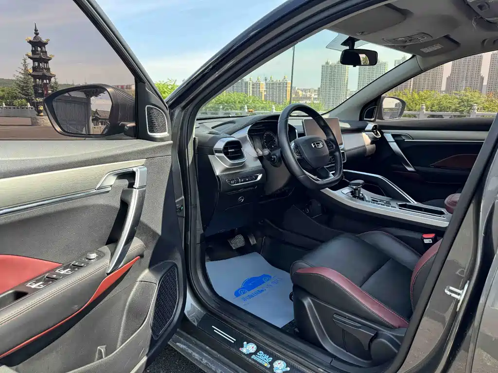 Geely Binyue 2022