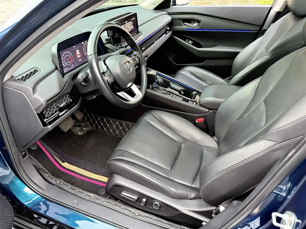 Honda Accord 2023 — фото 15