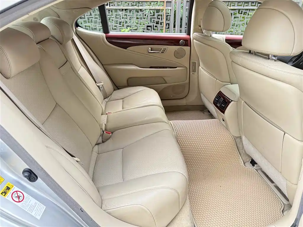 Lexus LS 2008 — фото 19