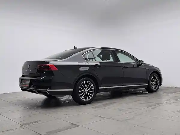Volkswagen Magotan 2022