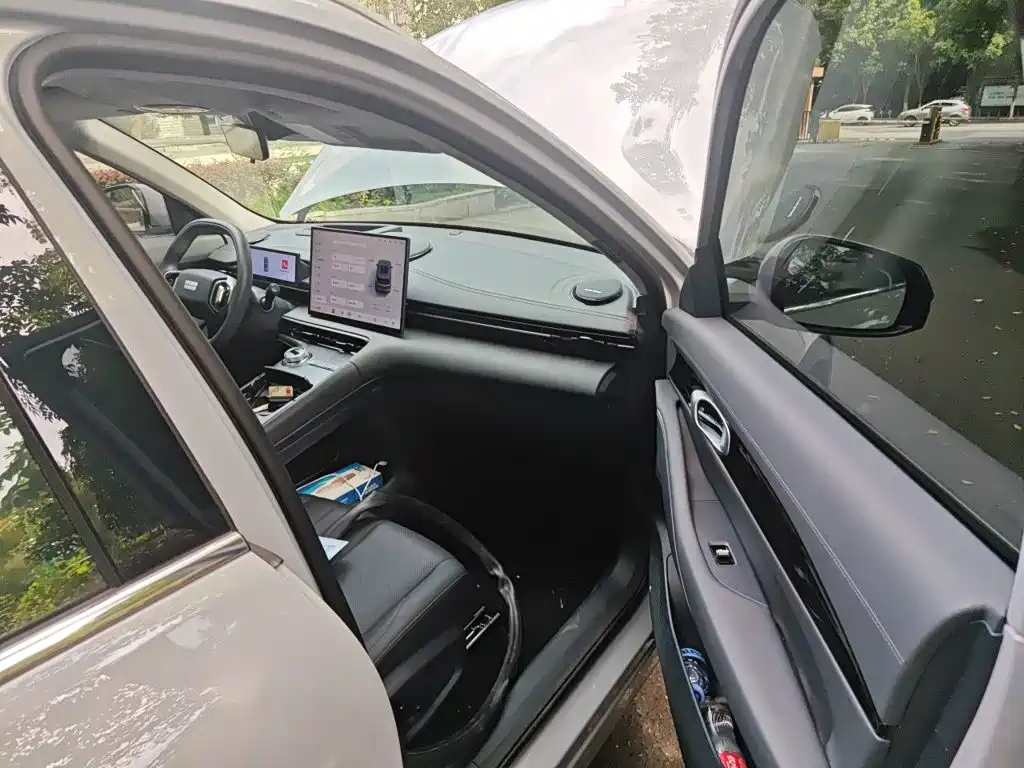 Geely Galaxy E5 2024 — фото 19