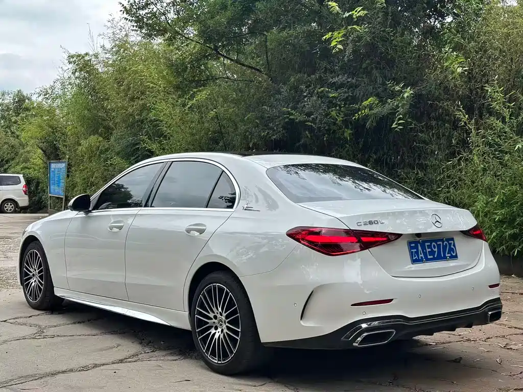 Mercedes-Benz C-Class 2022