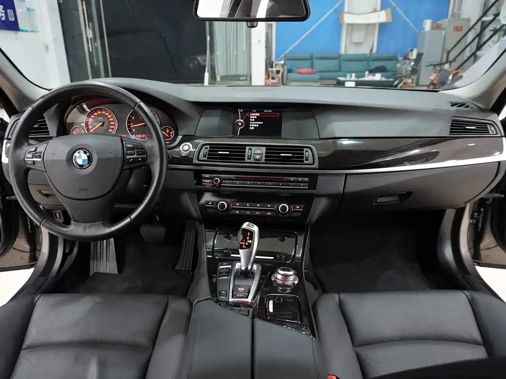 BMW 5 Series 2013 — фото 9