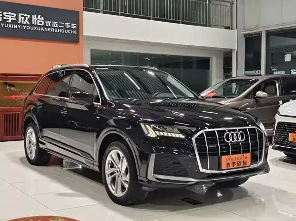 Audi Q7 2021