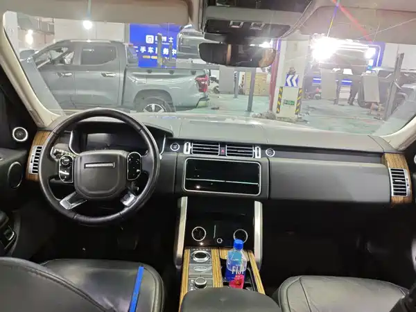 Land Rover Range Rover 2018
