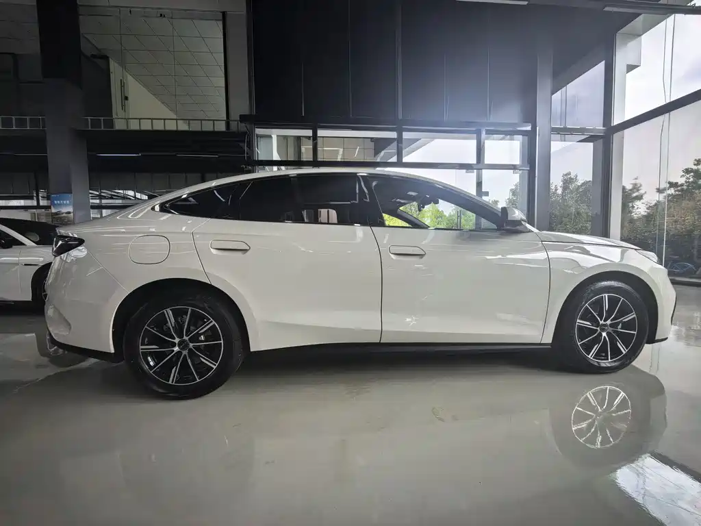 BYD Seal 06 2024 — фото 15