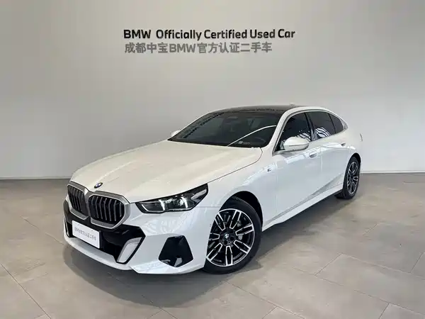 BMW 5 Series 2025