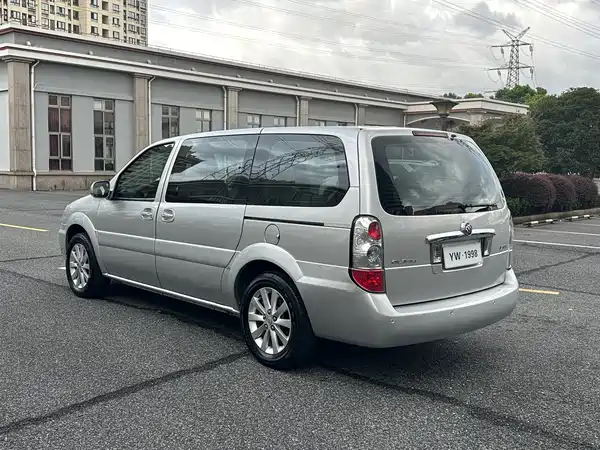 Buick GL8 2016