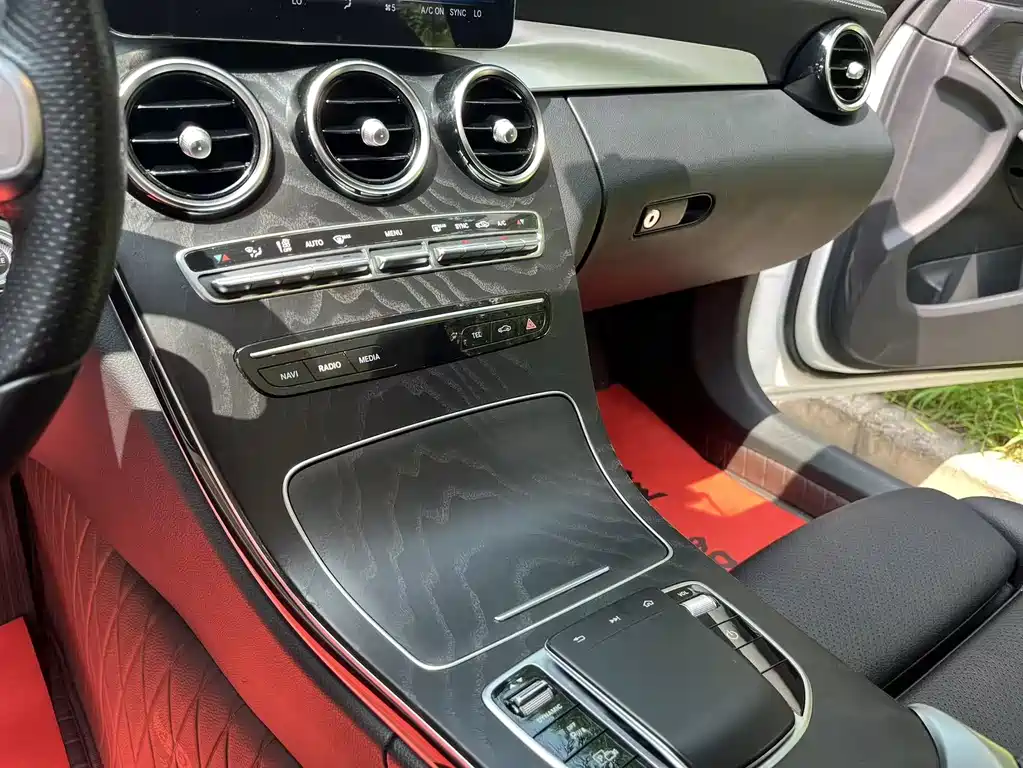 Mercedes-Benz C-Class 2021 — фото 12