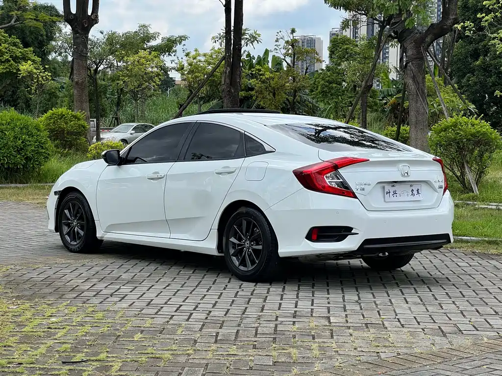 Honda Civic 2021 — фото 14