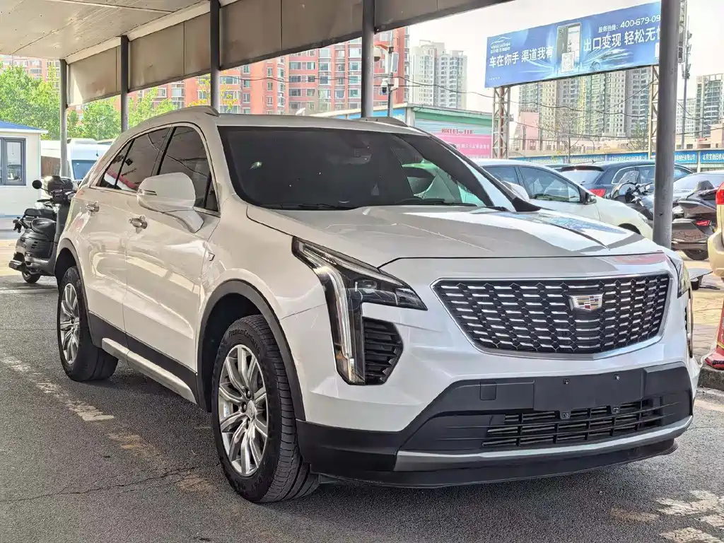 Cadillac XT4 2020 — фото 3
