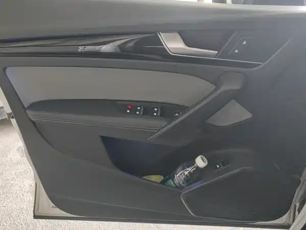 Audi Q5L 2020