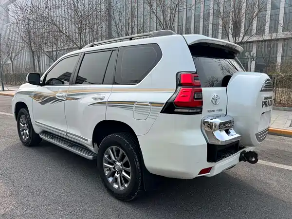 Toyota Prado 2018