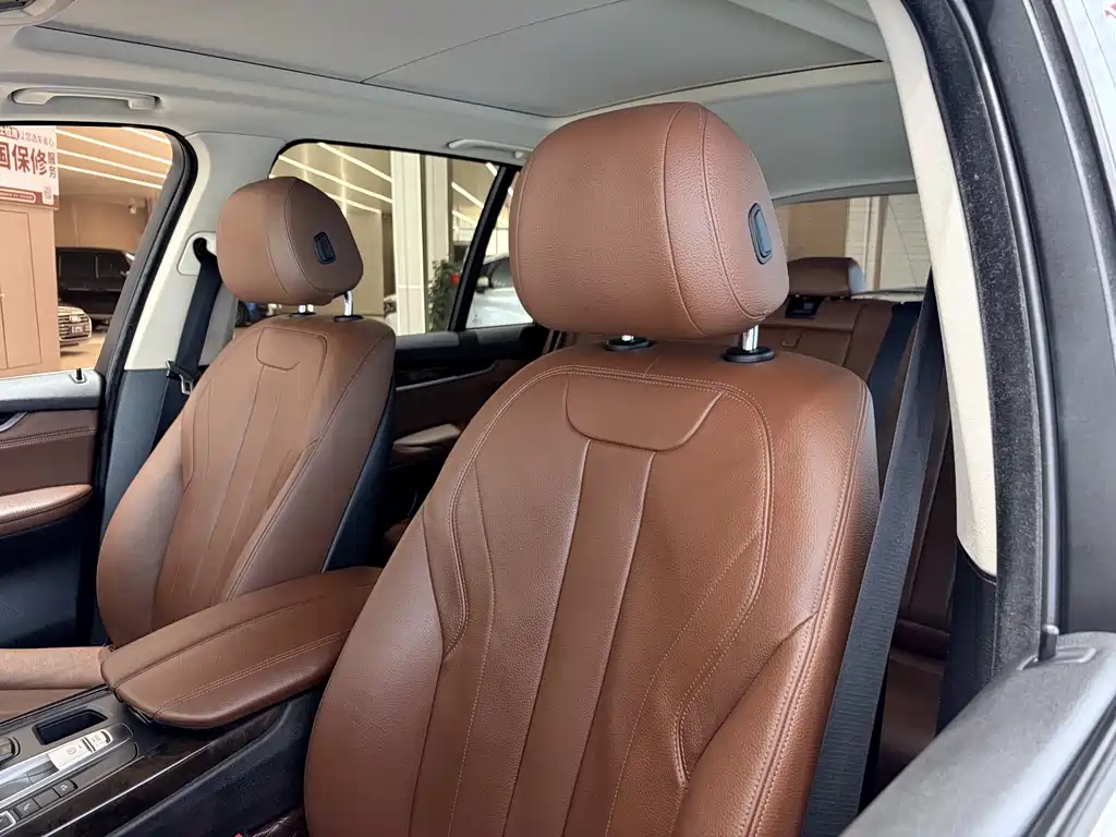 BMW X5 2015 — фото 9