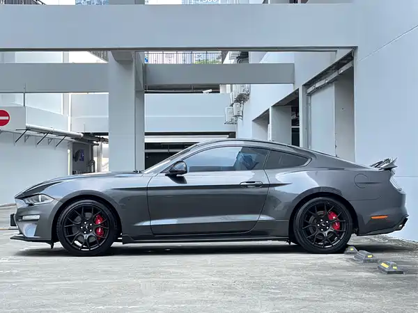 Ford Mustang 2020
