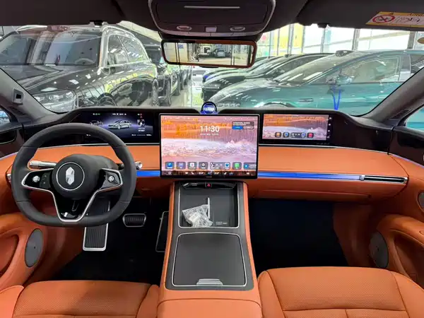 Stelato S9T 2025