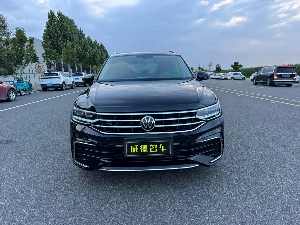 Volkswagen Tiguan L 2021 — фото 2