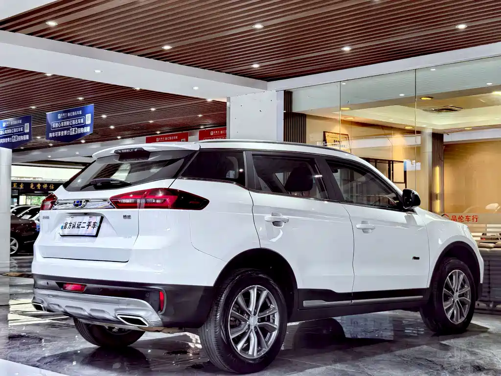 Geely Boyue 2019 — фото 17