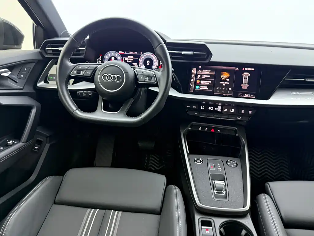 Audi A3 2022 — фото 11