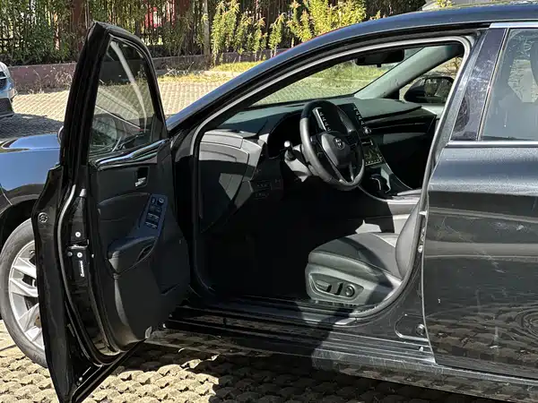 Toyota Avalon 2021