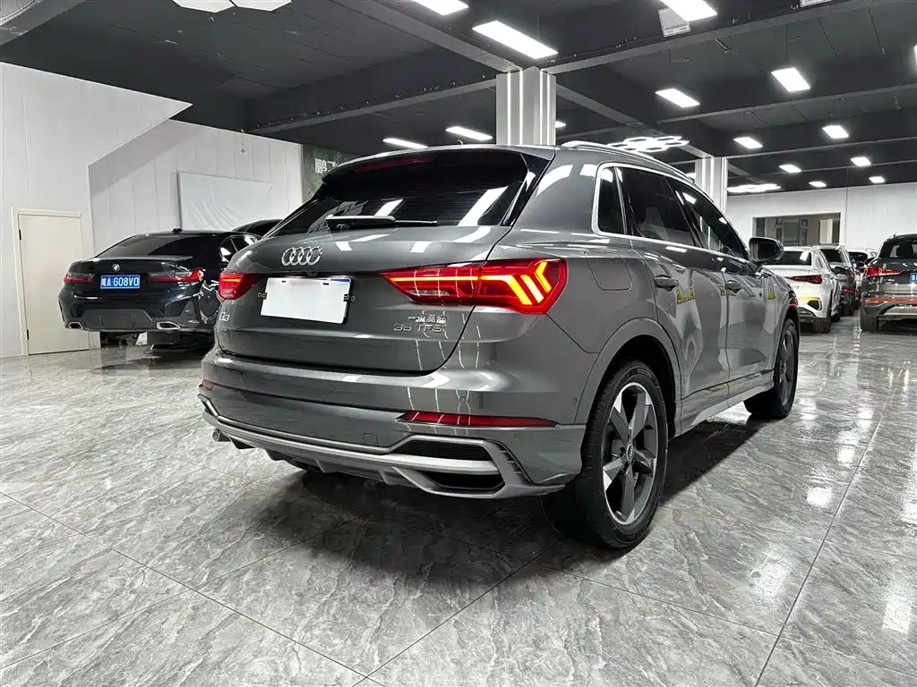 Audi Q3 2022 — фото 4